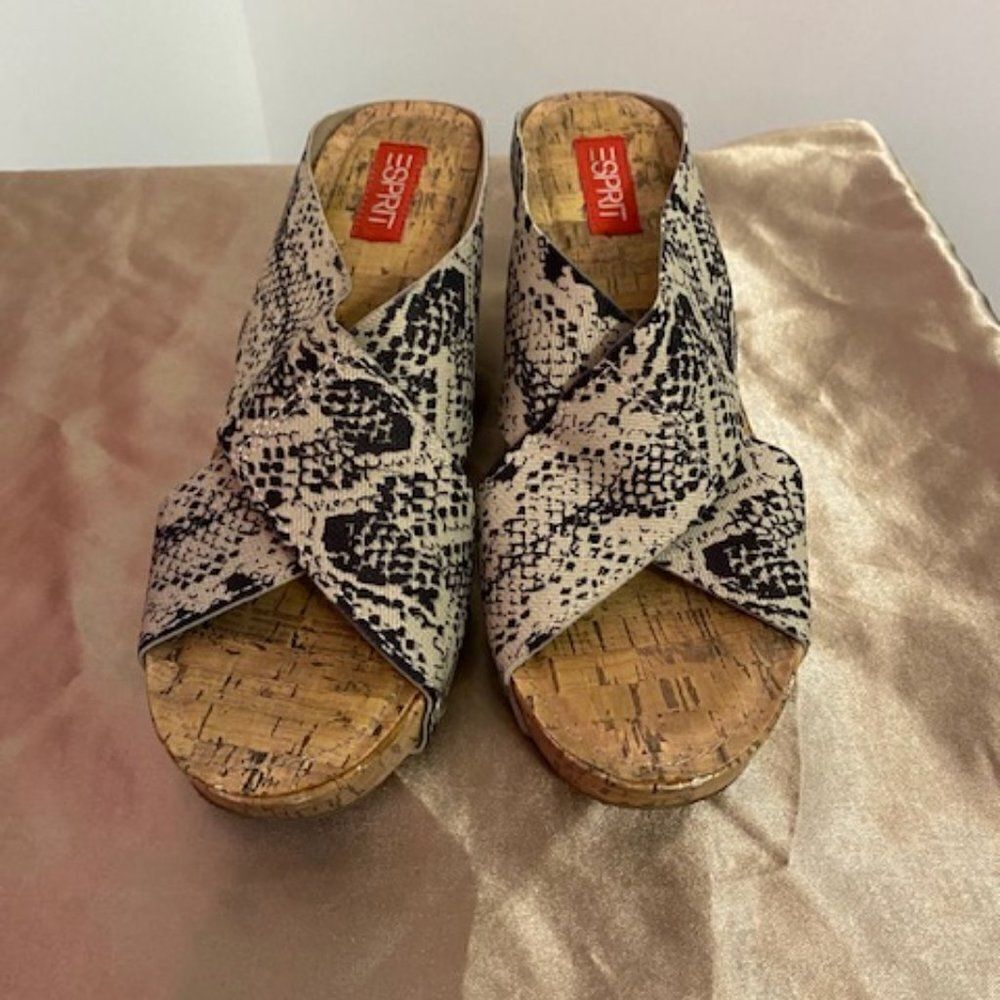 Espirit Snakeskin Cork Wedge Platform, size 7